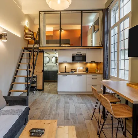Le Duplex Mirabeau 3 Stars - Center Apartment